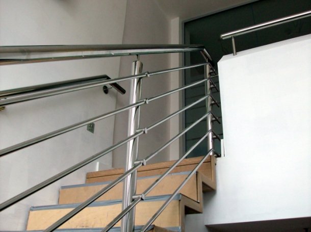 BALUSTRADE INOX